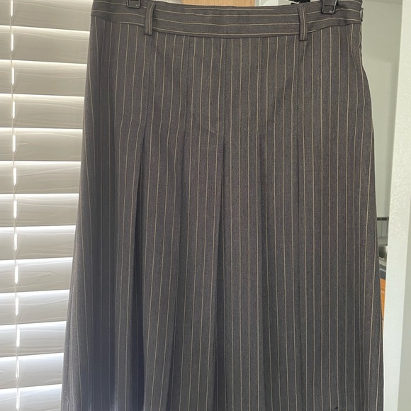 Theory - Picture 3 of 6